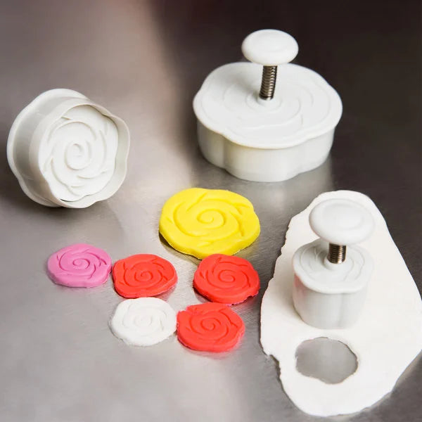 Rose plunger cutter set- 1956